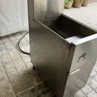 سرخ کن و یخچال تاپینگ و فر ساندویچی و چرخ گوشت