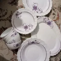 چند سرویس غذا خوری