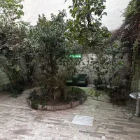 ویلایی دربست