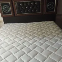 تخت خواب دو نفره همراه تشک نو عرض 160