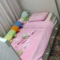 تخت و کمد کودک