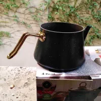 کتری و قوری مشکی