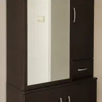 میز و جاکفشی