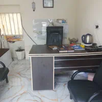 منشی خانم جهت کار در حمل اثاثیه منزل