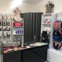 کلیه وسایل مغازه پوشاک