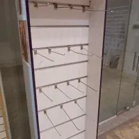 استند ایستاده
