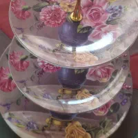 شیرینی خوری و میوه خوری