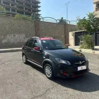 کوئیک R مدل ۱۴۰۰ بدون رنگ تمیز
