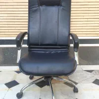 صندلی کارمندی قابل تنظیم و گردون