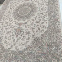 فرش ۷۰۰شانه