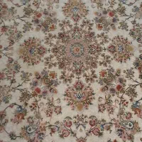 چند قطعه فرش و پادری