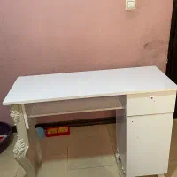 میز کاشت ناخن