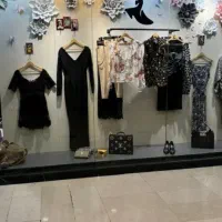 فروشنده خانوم و مدل عکاسی
