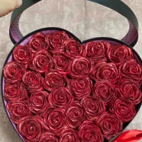 باکس گل شاین مناسب هدیه و گل آرایی