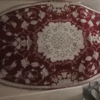 فرش بیضی شکل