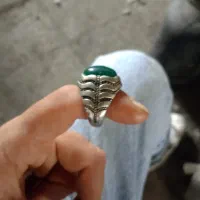 انگشتر سبز
