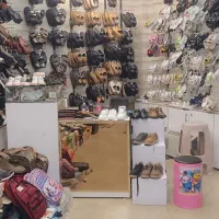 واگذاری دکور کفش و رگال چوب کار کفش