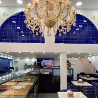 فروشنده خانم