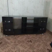 یک عدد زیر تلویزیون در حد نو به قیمت مناسب