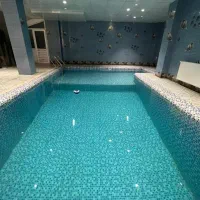باغ آبگرم صدرا / ویلا استخردار