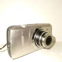 دوربین با طراحی کلاسیک