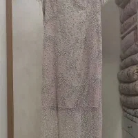 تعدادی لباس مجلسی در حد نو
