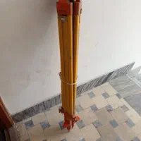 پایه دوربین نقشه برداری