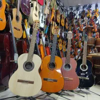 گیتار چینی اقتصادی(سیم ارزان و تعویض سیم رایگان)