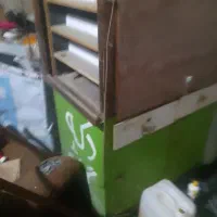 دکه چوبی به فروش می‌رسد