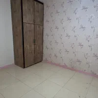 کمددیواری دو‌درب
