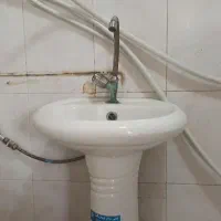 فرنگی سینک و زیر سینک آبگرمکن دوش روشویی