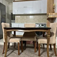میز غذاخوری چهار نفره
