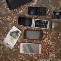 گوشی کارکرده .نیاز به تعمیر .فروشی