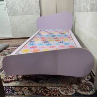 تخت یک نفره