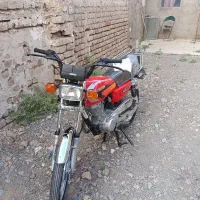 رهرو 125|موتورسیکلت|قم, سراجه (۱۵ خرداد)|دیوار
