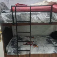 تخت دو طبقه