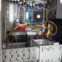 کامپیوتر کیس تمیز