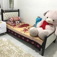 تخت/تشک / پاتختختی کنار تخت  /جاکفشی /آیینه قدی