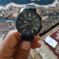 ساعت مچی تمیز ومرتب