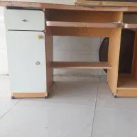میز کامپیوتر و میز کتاب خوندن