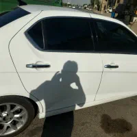 دنا پلاس مدل ۴۰۱ سانروف توربو