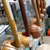 کمانچه گیتار تنبور تنبک سنتور دف خوانندگی آواز