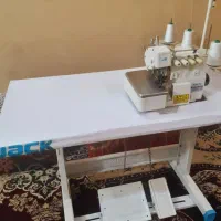 سردوز ۴ نخ صنعتی جک درحدنو سالم تمیز