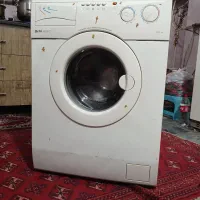 در حد و کاملا سلامت