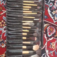 ست 26تایی قلمو ارایشی