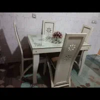 میز غذاخوری