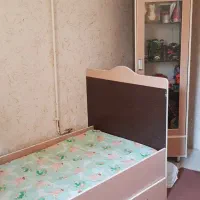 تخت خواب کودک ونوجوان همراه تشک فنری وبوفه