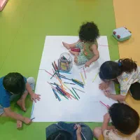 مربی مهدکودک نوباوه