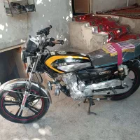 موتور سیکلت 200