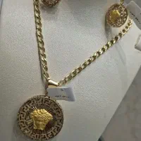 نیم‌ست ورساچه